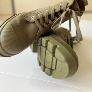 OLIVE GREEN HIGH TOP SNEAKER | 8.5